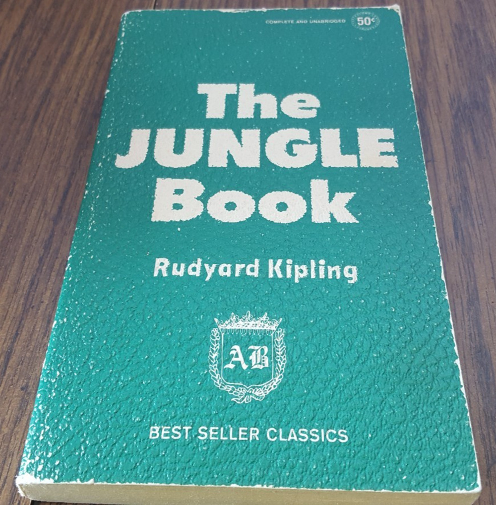 The Jungle Book by Rudyard Kipling Best Seller Classics Award Books Inc.